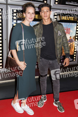 Filmpremiere 'Die letzte Sau' in Berlin