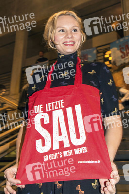 Filmpremiere 'Die letzte Sau' in Berlin