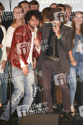 Pressetermin zum Musical 'Hinterm Horizont' in Hamburg