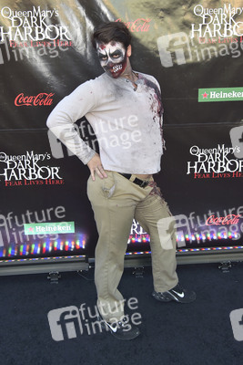 'Queen Mary's Dark Harbor' Preview in Long Beach