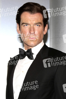 Enthüllung der James Bond Wachsfiguren bei Madame Tussauds Berlin