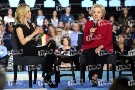 Wahlkampfversanstlatung mit Hillary Clinton in Haverford
