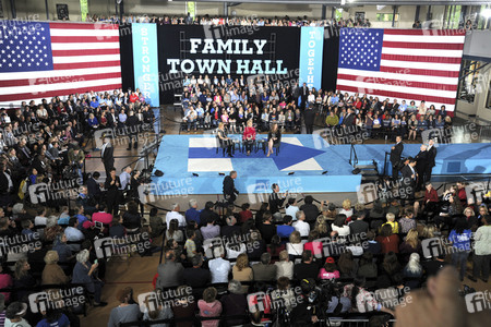 Wahlkampfversanstlatung mit Hillary Clinton in Haverford