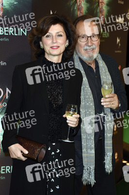 Weltpremiere von 'The One Grand Show' in Berlin