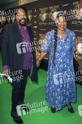 Weltpremiere von 'The One Grand Show' in Berlin