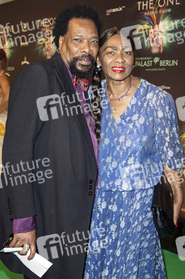 Weltpremiere von 'The One Grand Show' in Berlin