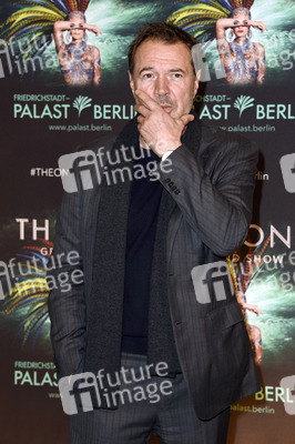 Weltpremiere von 'The One Grand Show' in Berlin