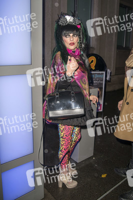 Weltpremiere von 'The One Grand Show' in Berlin