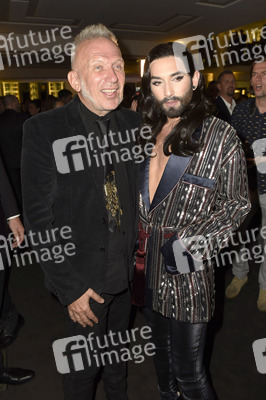 Weltpremiere von 'The One Grand Show' in Berlin