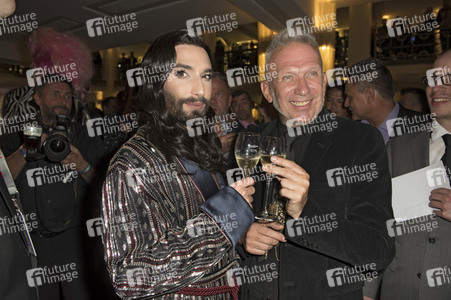 Weltpremiere von 'The One Grand Show' in Berlin