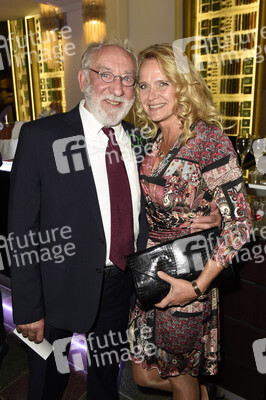 Weltpremiere von 'The One Grand Show' in Berlin
