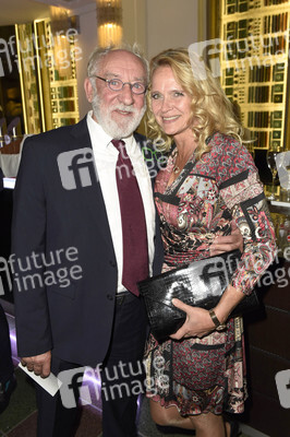 Weltpremiere von 'The One Grand Show' in Berlin