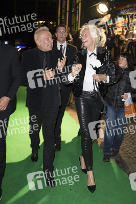 Weltpremiere von 'The One Grand Show' in Berlin