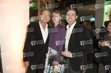 Weltpremiere von 'The One Grand Show' in Berlin