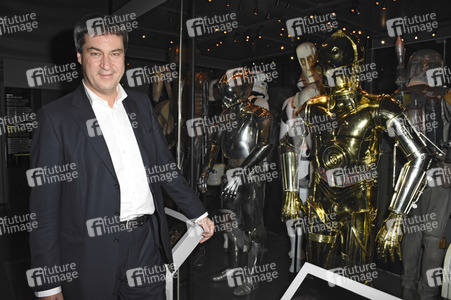 Markus Söder besucht 'Star Wars Identities' in München