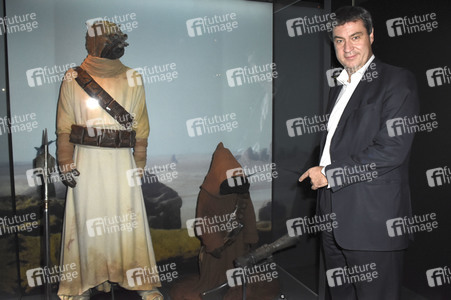 Markus Söder besucht 'Star Wars Identities' in München