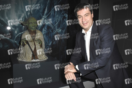 Markus Söder besucht 'Star Wars Identities' in München