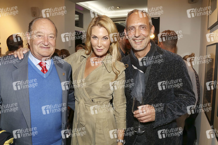 Vernissage 'Covered - The Story of a Blanket' in Hamburg