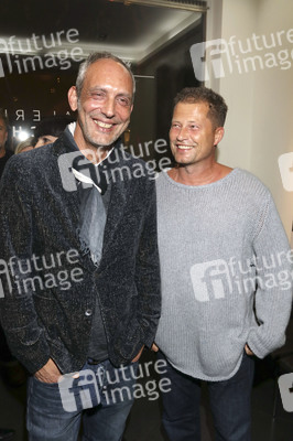 Vernissage 'Covered - The Story of a Blanket' in Hamburg