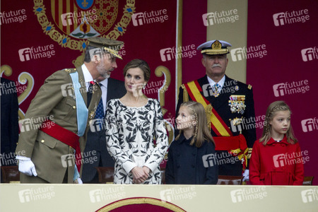 Militäparade zum Nationalfeiertag in Madrid