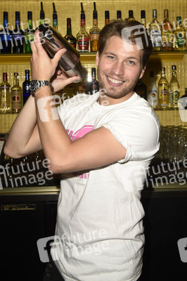Pinktober Aktion im Hard Rock Cafe Berlin