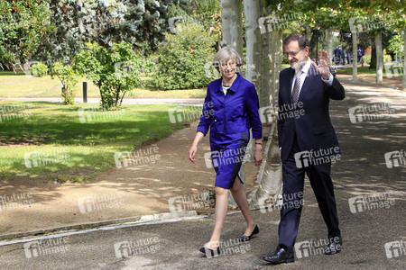 Mariano Rajoy empfängt Theresa May in Madrid
