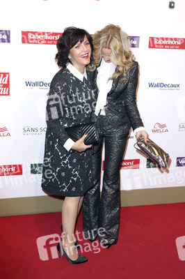 Goldene Bild der Frau 2016 in Hamburg