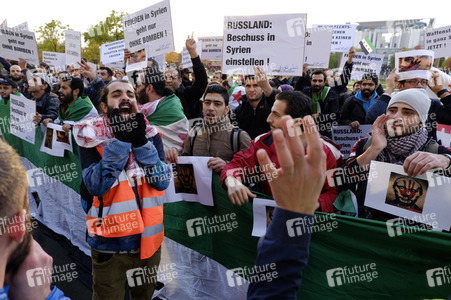 Demo gegen Putin in Berlin
