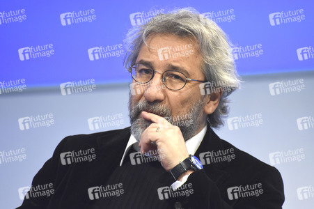 Can Dündar auf der Frankfurter Buchmesse 2016