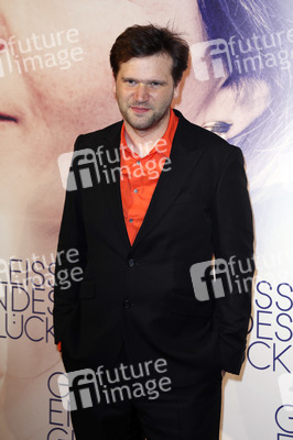 Filmpremiere 'Gleissendes Glück' in Berlin