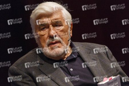 Tamara Dietl und Mario Adorf auf der lit.Cologne in Köln