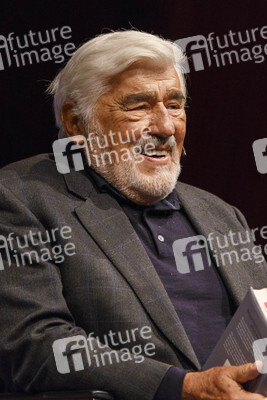 Tamara Dietl und Mario Adorf auf der lit.Cologne in Köln