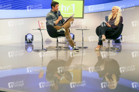 Daniela Katzenberger auf der Frankfurter Buchmesse 2016