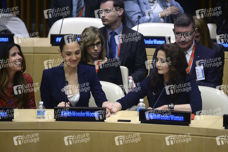 Ernennung von Wonder Woman zur UN-Botschfterin in New York