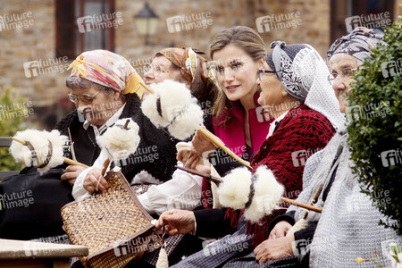 Felipe und Letizia besuchen die Region Los Oscos