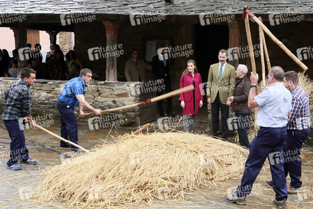 Felipe und Letizia besuchen die Region Los Oscos