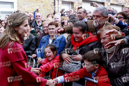 Felipe und Letizia besuchen die Region Los Oscos