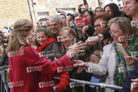 Felipe und Letizia besuchen die Region Los Oscos