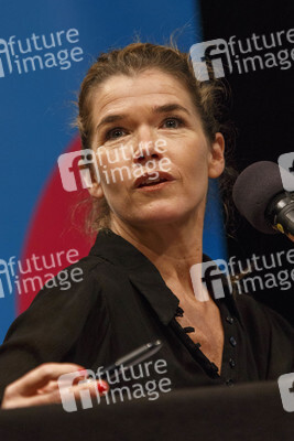 Anke Engelke und Devid Striesow auf der lit.Cologne in Köln