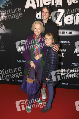Filmpremiere 'Allein gegen die Zeit' in Berlin