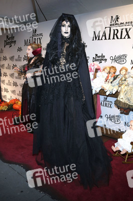 Halloween Party by Natascha Ochsenknecht in Berlin
