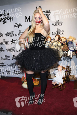 Halloween Party by Natascha Ochsenknecht in Berlin