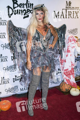 Halloween Party by Natascha Ochsenknecht in Berlin