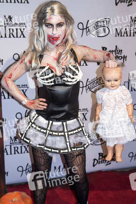 Halloween Party by Natascha Ochsenknecht in Berlin