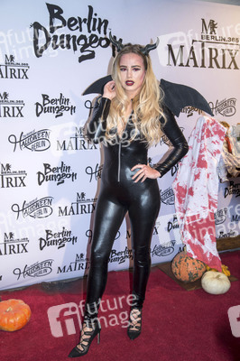 Halloween Party by Natascha Ochsenknecht in Berlin