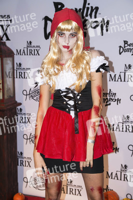 Halloween Party by Natascha Ochsenknecht in Berlin