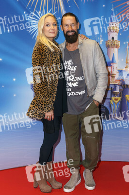 Premiere 'Disney on Ice - 100 Jahre voller Zauber' in Köln