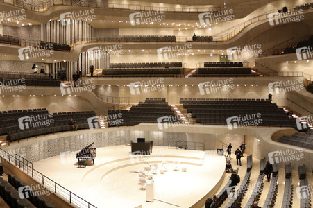 Elbphilharmonie Plaza Eröffnung in Hamburg