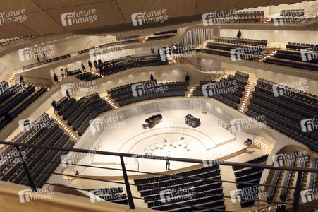 Elbphilharmonie Plaza Eröffnung in Hamburg