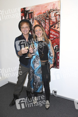 Kunstausstellung 'Life is a Journey' in Hamburg